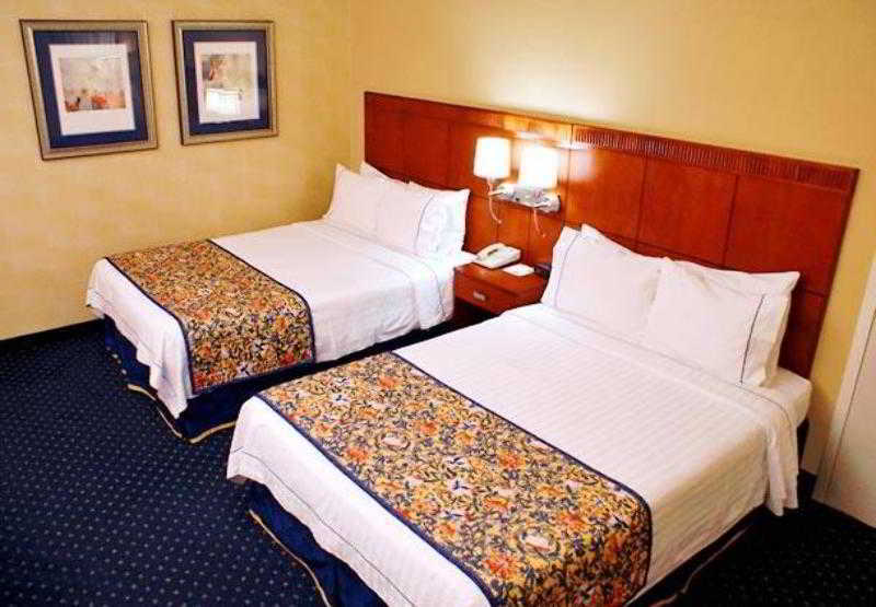 Courtyard By Marriott Executive Park/emory Hotel Druid Hills